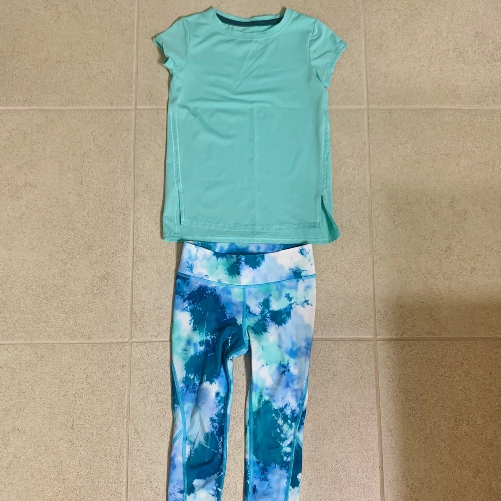 Girls All In Motion Size XS Outfit